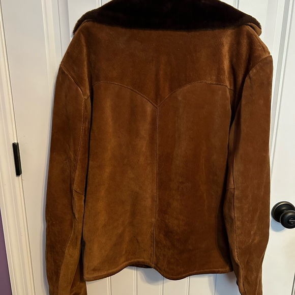 Vintage genuine leather winter coat! - Picture 2 of 6